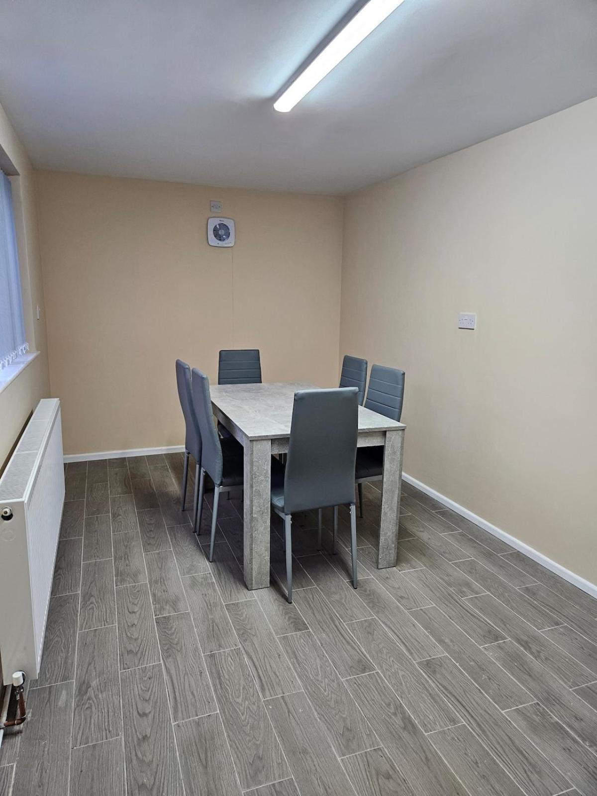 Clover Crest - 2-Bedroom House Bourton-on-the-Water Екстер'єр фото